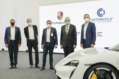 Porsche will Batteriezellen entwickeln -